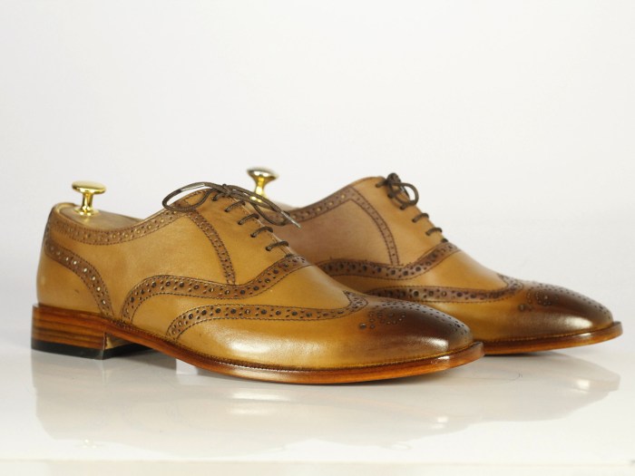 Mens toe brogue footeria